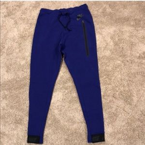 NIKE TECH Pants